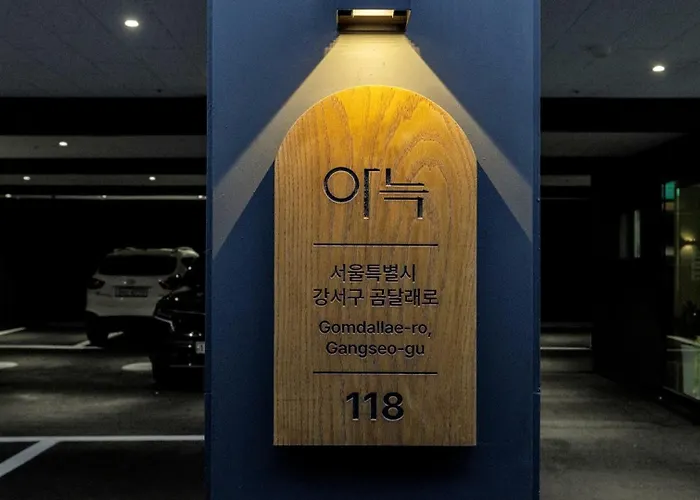 Anook & Gangseo Hwagok Hotel *